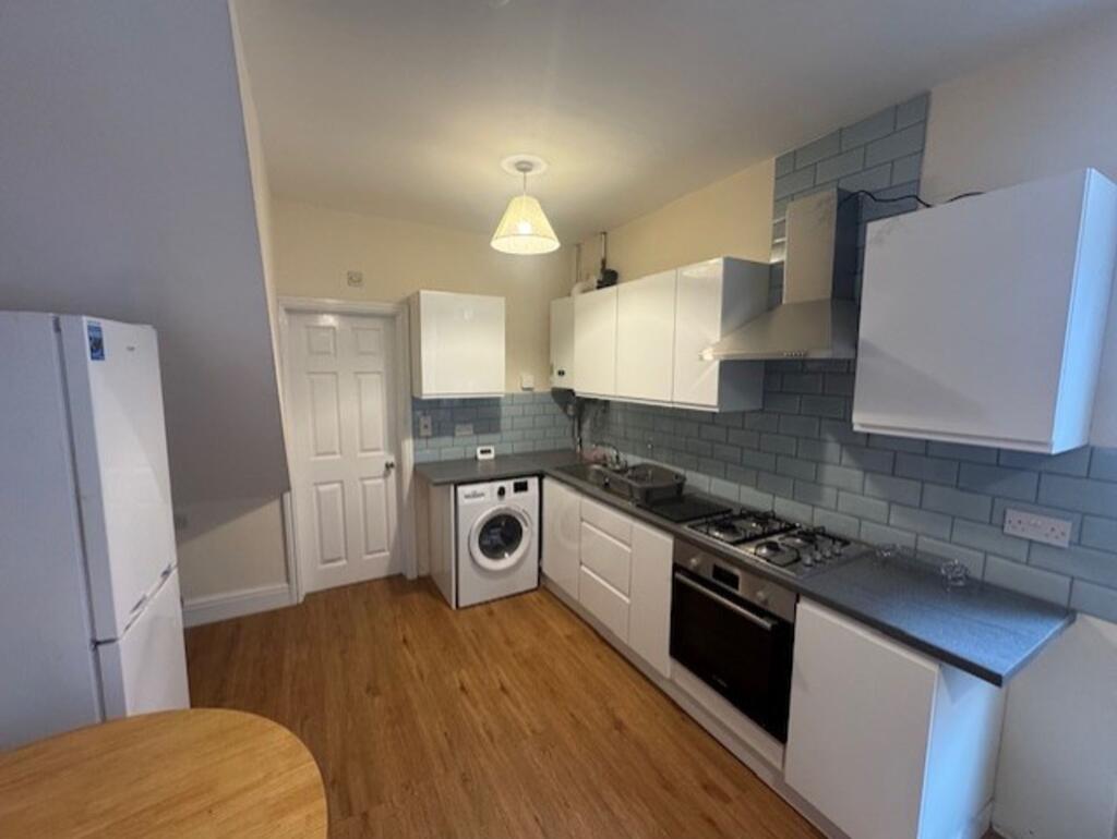 Main image of property: North Road, Cardiff, CF14