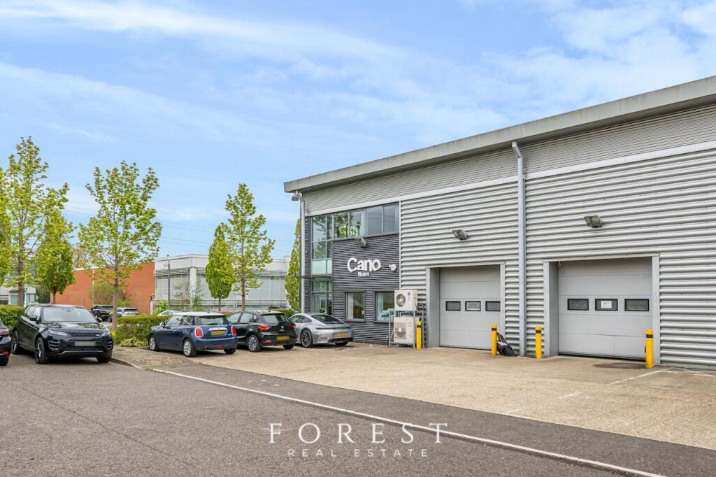 Main image of property: Unit 418, Centennial Park, Borehamwood, WD6 3TN