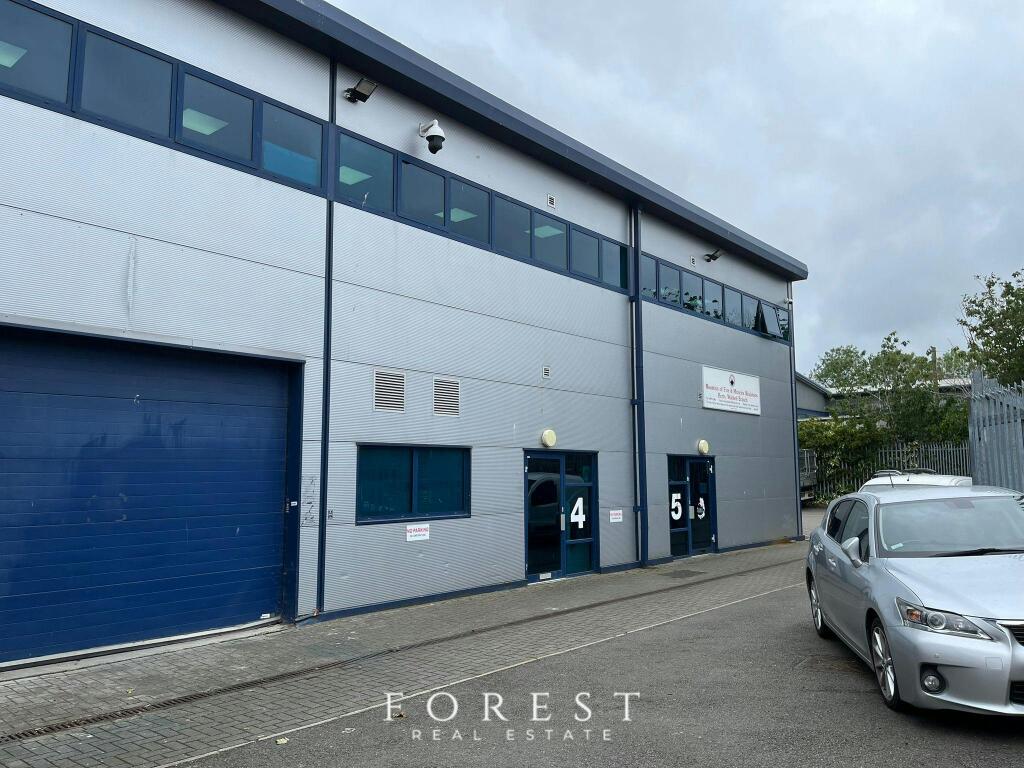 Main image of property: 4 Bermer Place, Watford, WD24 4AY