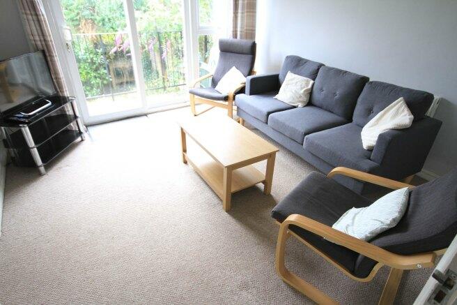4 bedroom house share for rent in Westerham Close, CT2