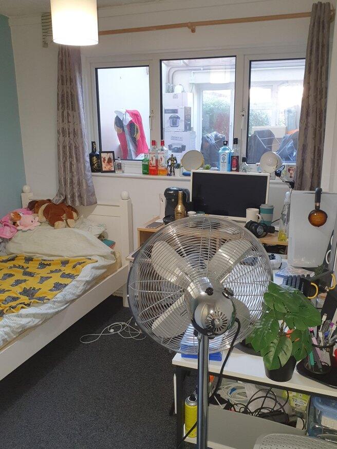 Main image of property: The Chantrys