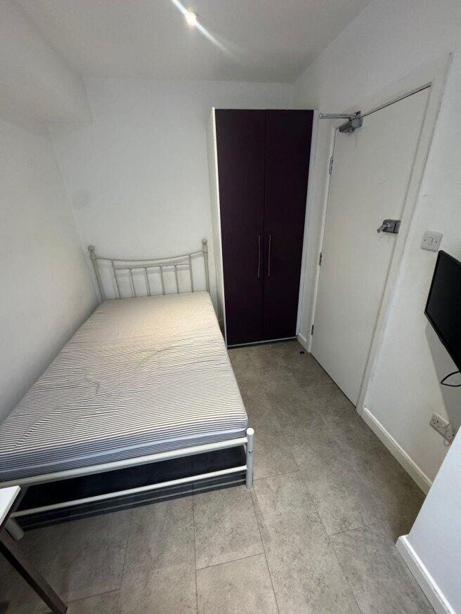 Main image of property: Beresford Street