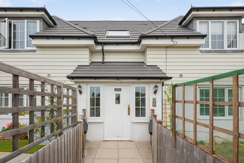 Main image of property: Hunters House, Hunters Forstal Road, Herne Bay, Kent
