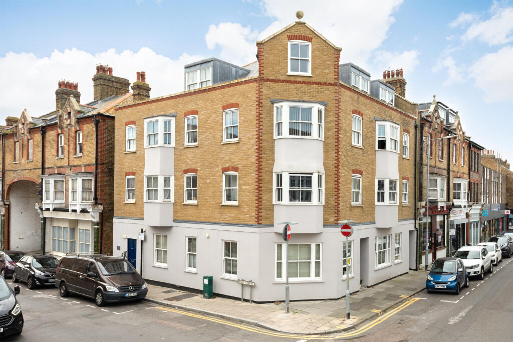 Main image of property: East Street, Herne Bay, Kent