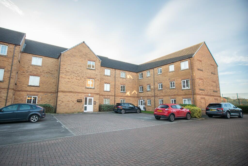2 bedroom flat for rent in Chandlers Court, Hull, East Riding Of Yorkshire, HU9