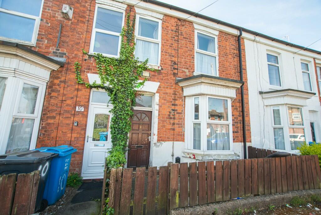 3 bedroom terraced house for rent in Walters Terrace, Newland Avenue, Hull, East Riding Of Yorkshire, HU5