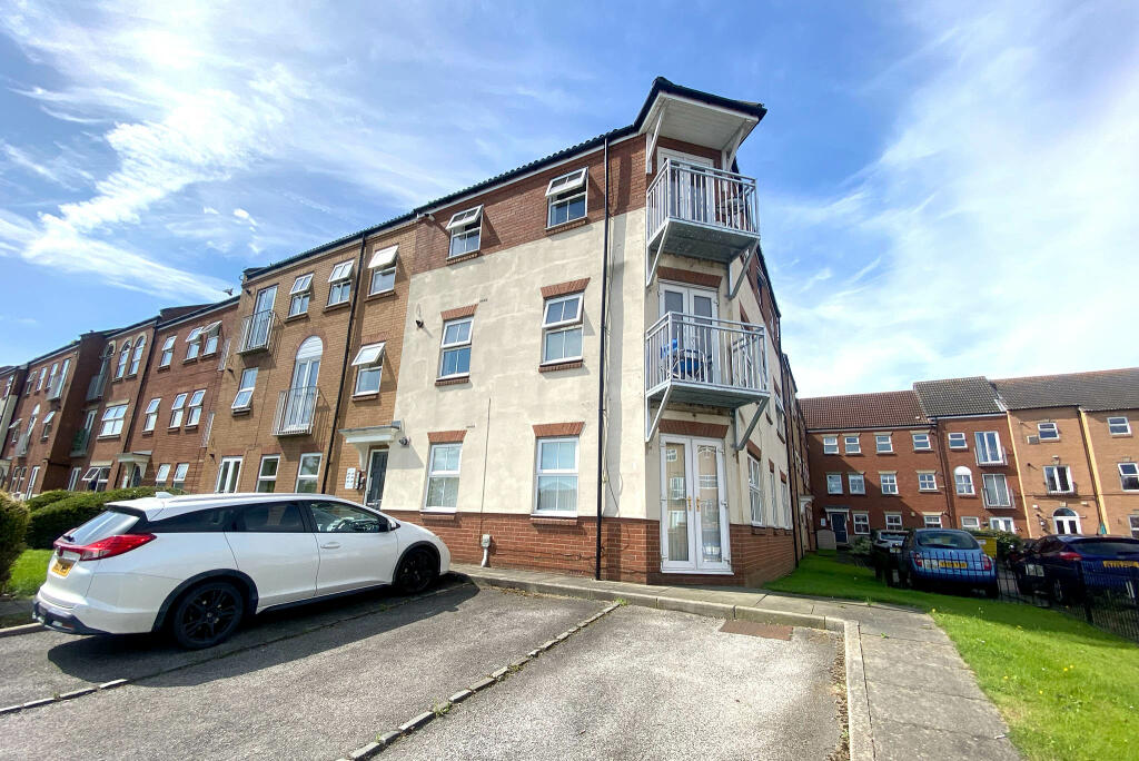 Main image of property: 41 Plimsoll Way, HU9 1PW