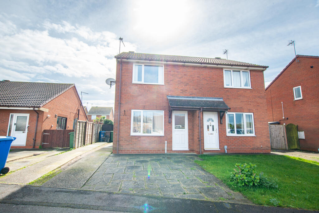Main image of property: 36 Pickering Avenue, HU18 1TR