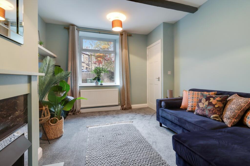 Main image of property: 19 Moorbottom, Honley, Holmfirth