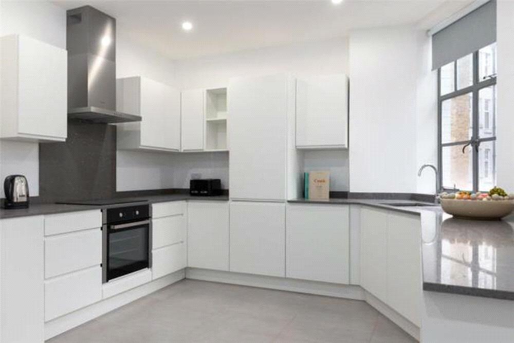 3 bedroom flat for rent in Maida Vale, London, W9