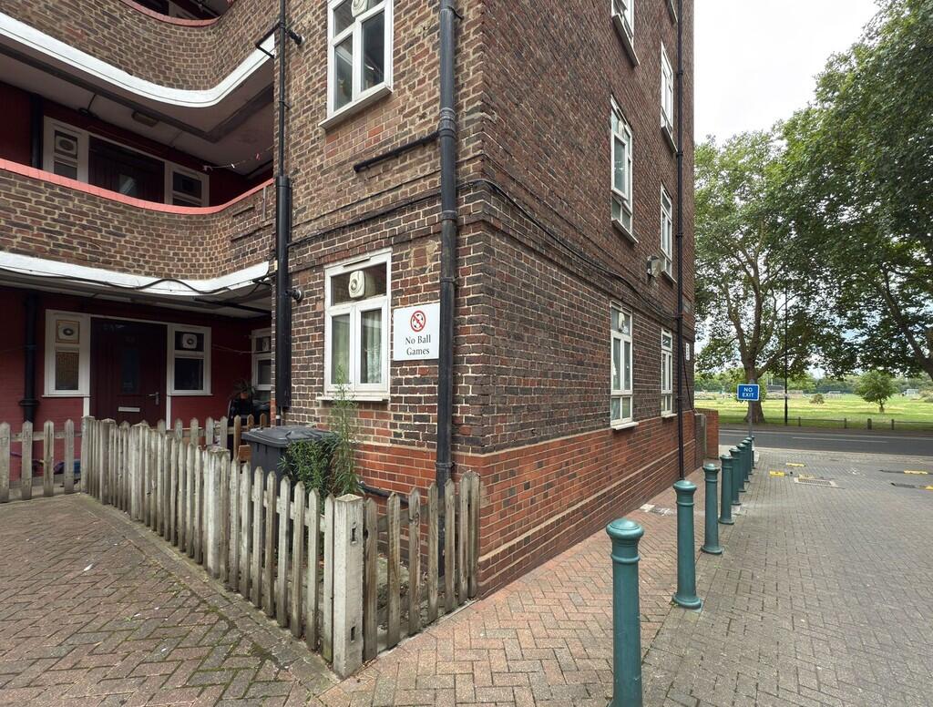 Main image of property: Watermead House, Homerton Road