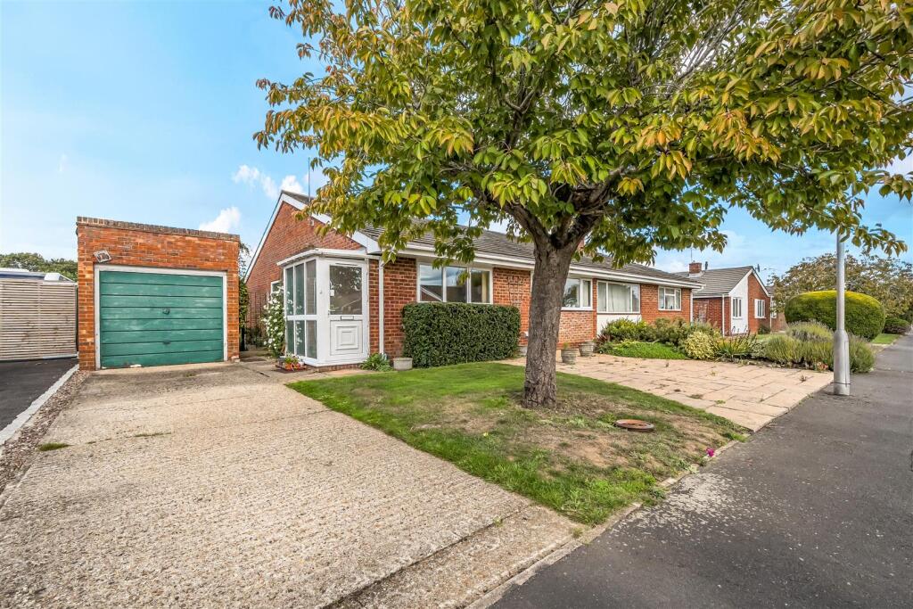 Main image of property: Willant Close, Maidenhead