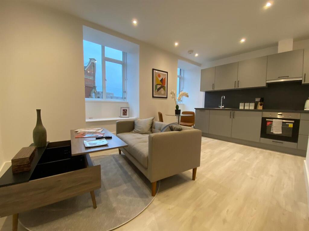 Main image of property: Broadway House, Queen Street, Maidenhead, SL6