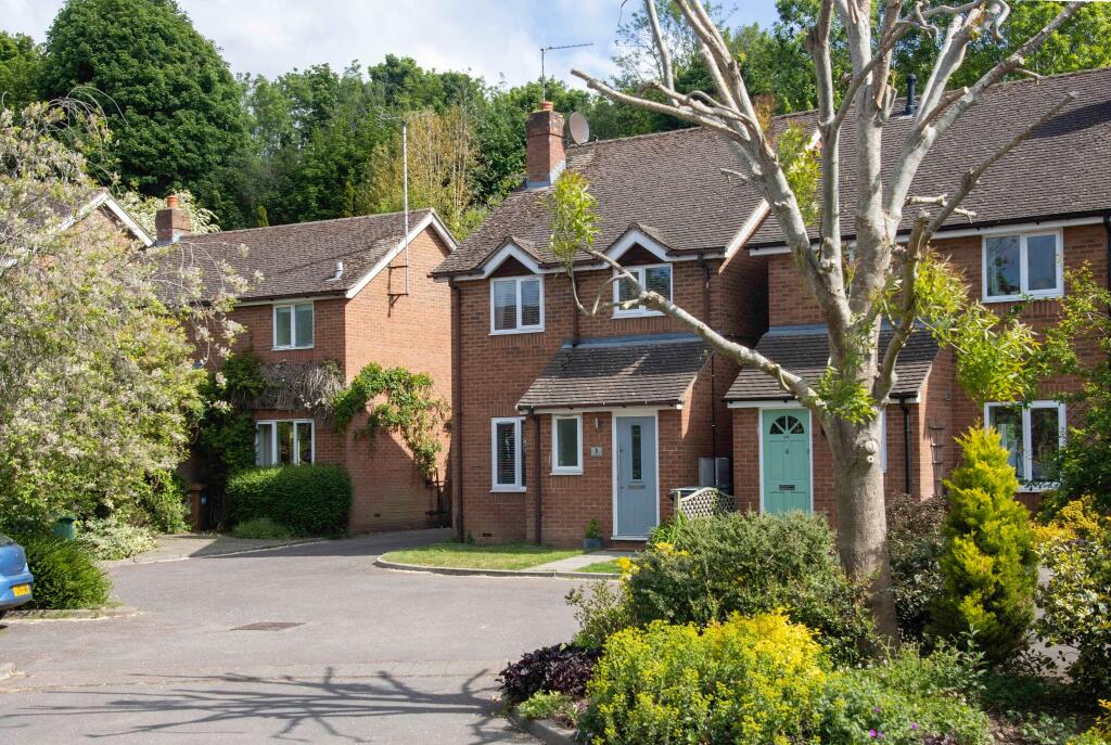 Main image of property: Lawrence Orchard, Chorleywood, WD3