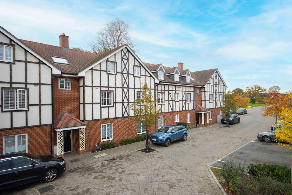 Main image of property: Grange Road, Chalfont St Peter, Gerrards Cross