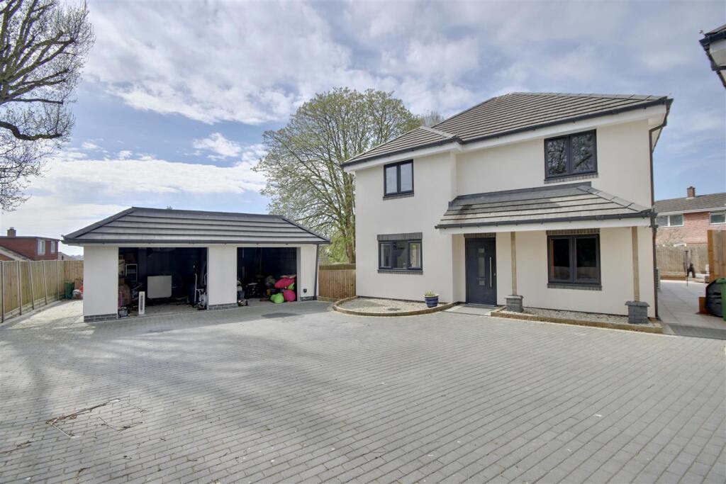 Main image of property: The Avenue, Fareham, Hampshire