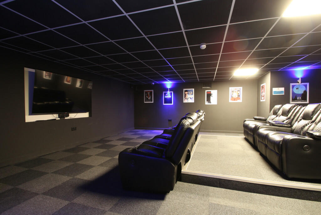 Main image of property: *Bills Inclusive* - Broadgate House