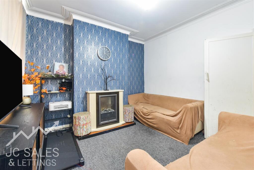 Main image of property: Gray Street, Sheffield