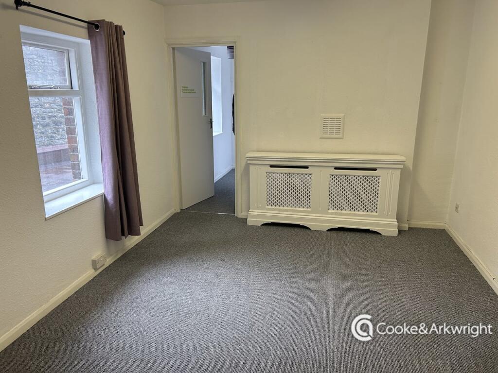 Additional property image - First floor, 4-4A Windsor Road, Penarth, CF64 1JH
