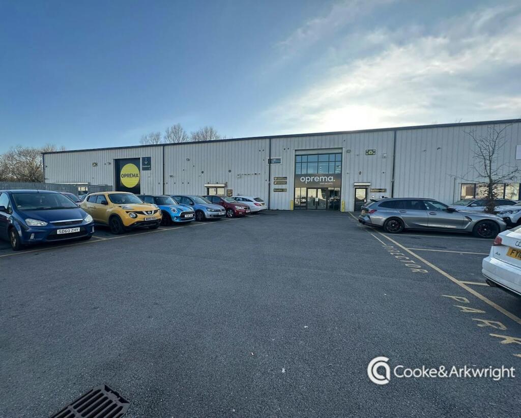 Main image of property: Units 11-12, Eastgate Business Park, Wentloog Avenue, Cardiff, CF3 2EY