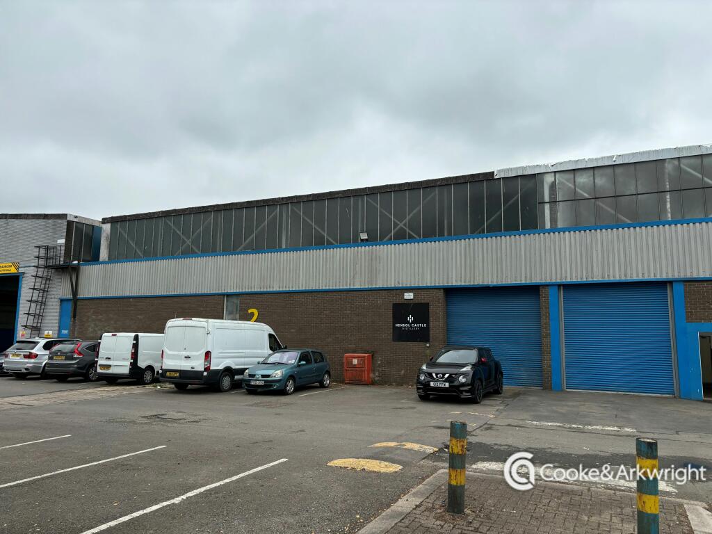 Unit 2 Edwards Business Park.jpg