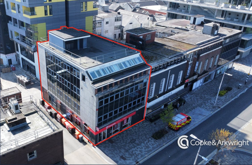 Main image of property: 64-65 The Kingsway, Swansea, SA1 5HW