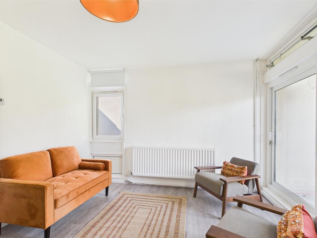 Main image of property: Cedars Road, Clapham