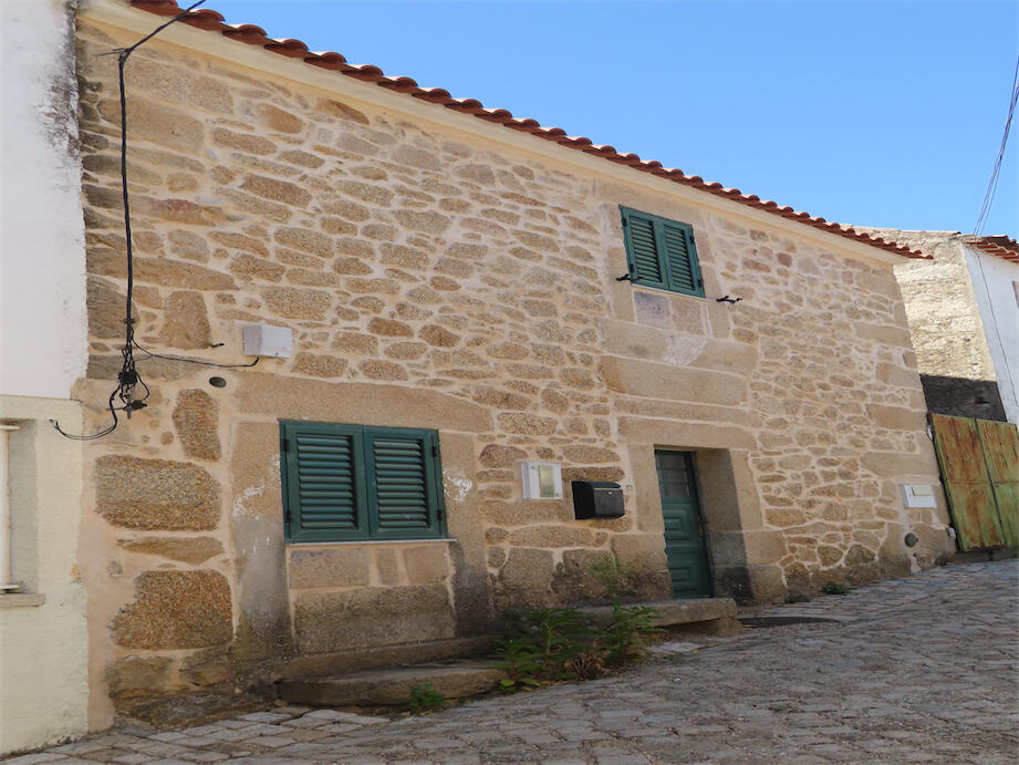 2 bedroom property for sale in Beira Baixa, Castelo Branco, Portugal