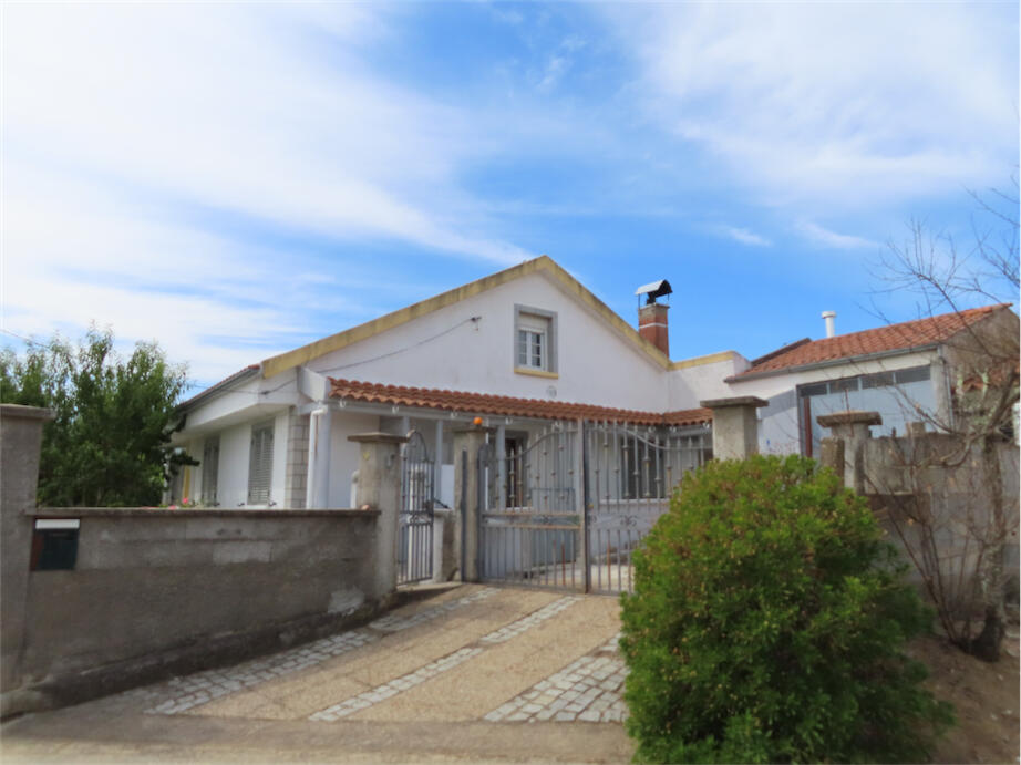 4 bedroom property for sale in Beira Baixa, IdanhaaNova, Portugal
