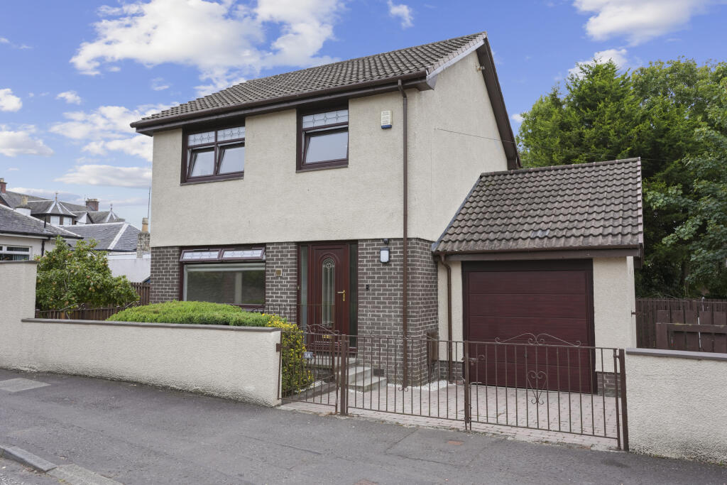 Main image of property: Craigie View, 1A Craigie Place, Kilmarnock KA1 4DZ