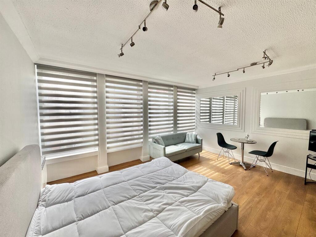 Main image of property: Rochester Row, London