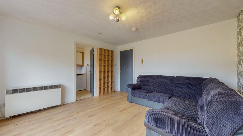 Gibson Street, Barrowlands, G40 2SN 1 bed flat - £69,950