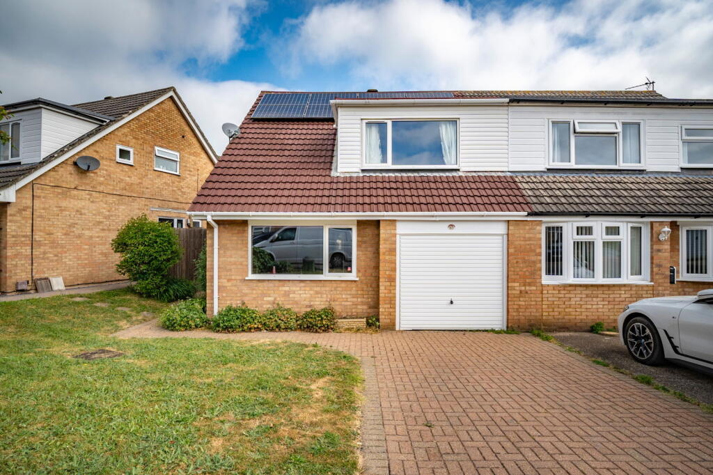Main image of property: Lightsfield, Oakley, Basingstoke, RG23 7BY