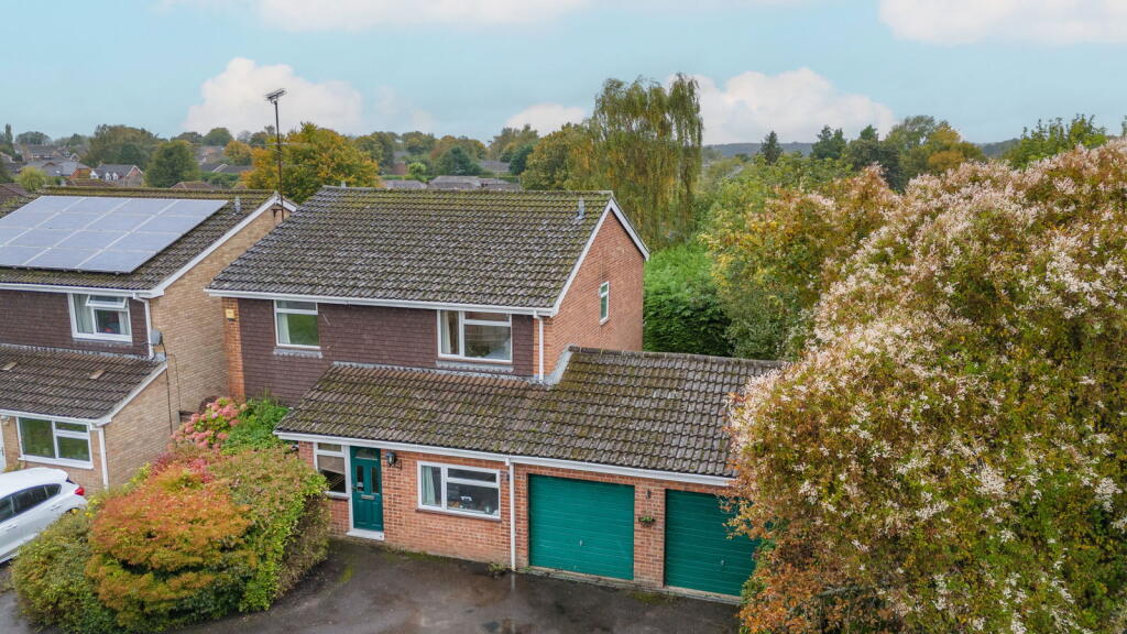 Main image of property: Medway Avenue, Oakley Basingstoke RG23 7DP