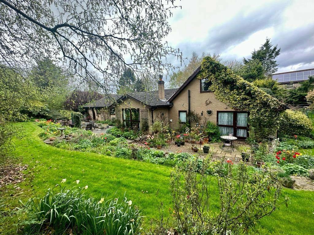4 bedroom detached house for sale in Ingle House, Colsterworth, NG33