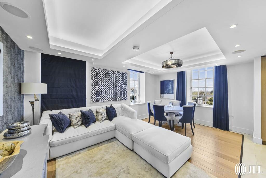 Main image of property: Richmond Hill Richmond TW10