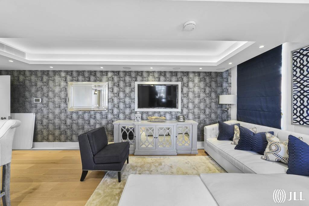 Main image of property: Richmond Hill Richmond TW10