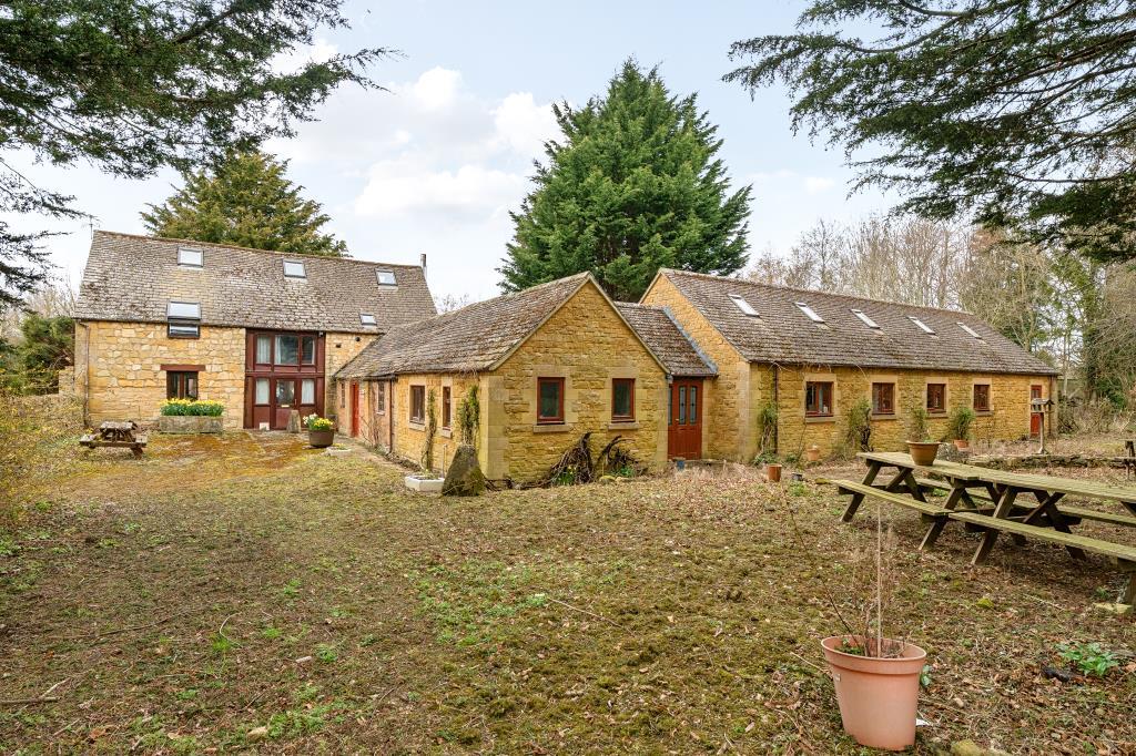 Main image of property: Broadway, Worcestershire, WR12