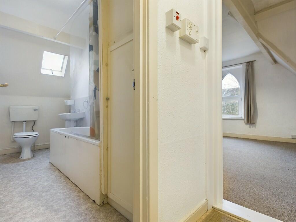 Additional property image - Oakfield Street, Roath, Cardiff CF24