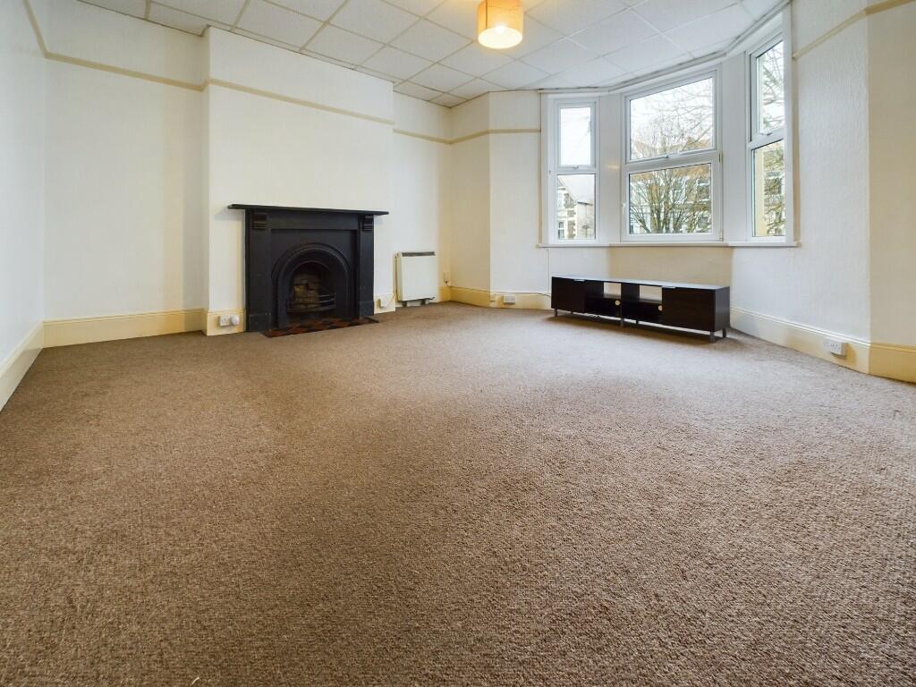 Additional property image - Oakfield Street, Roath, Cardiff CF24
