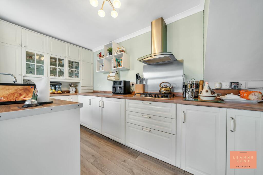 Additional property image - Whitecross Lane, Caerphilly, CF83