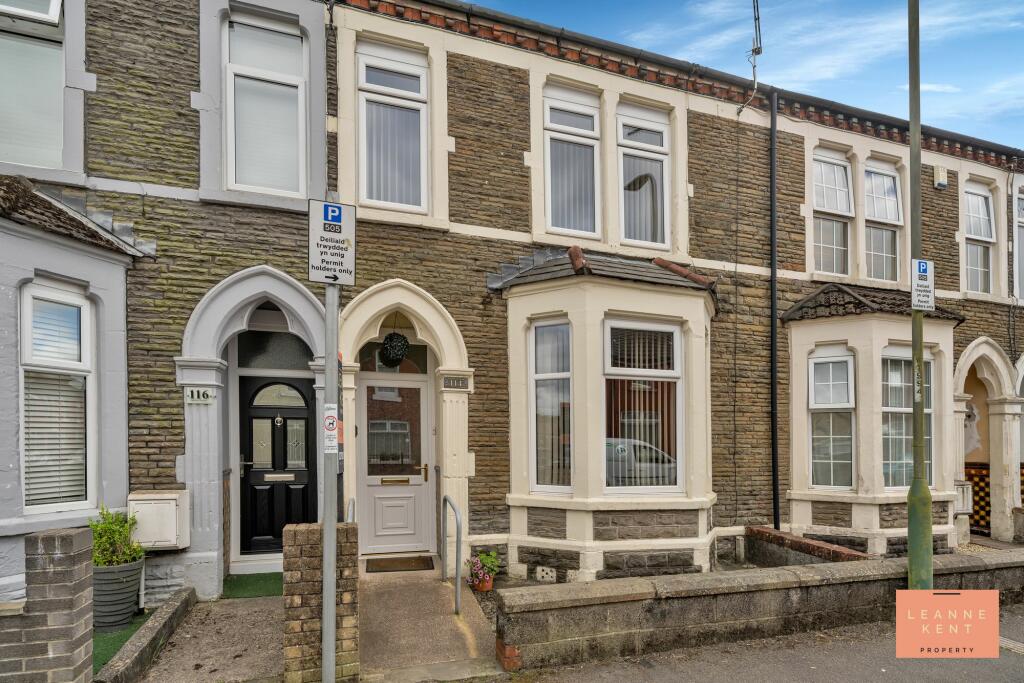 3 bedroom terraced house for sale in Bartlett Street, Caerphilly, CF83