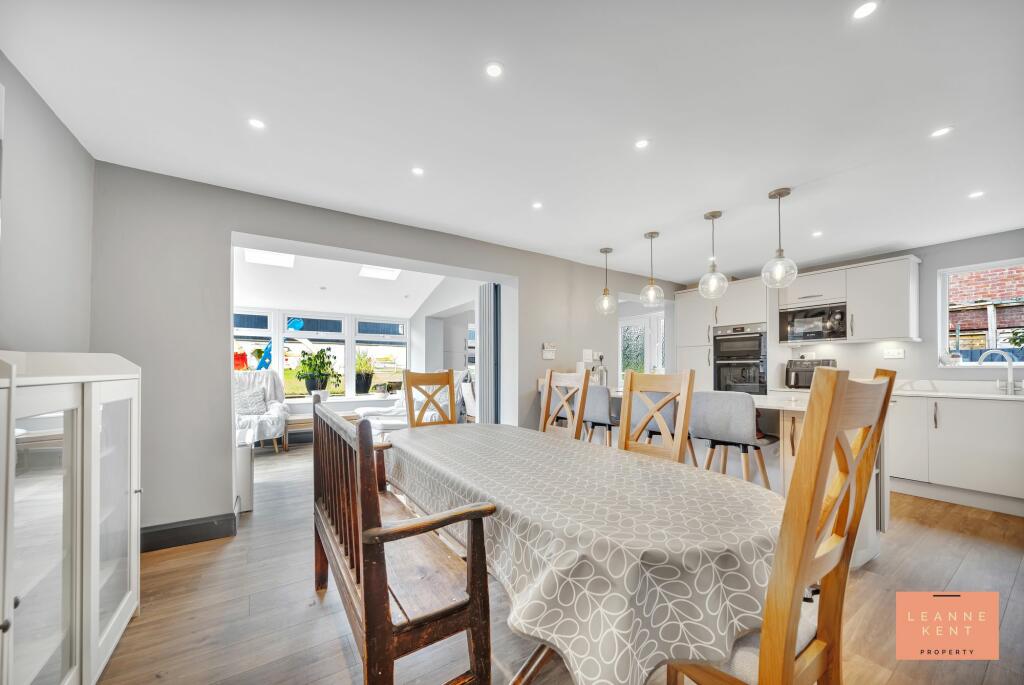 Additional property image - Narberth Court, Caerphilly, CF83