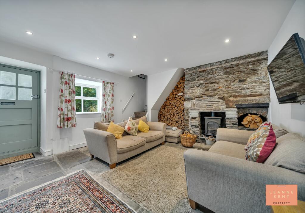 Additional property image - Watford Road, Caerphilly, CF83