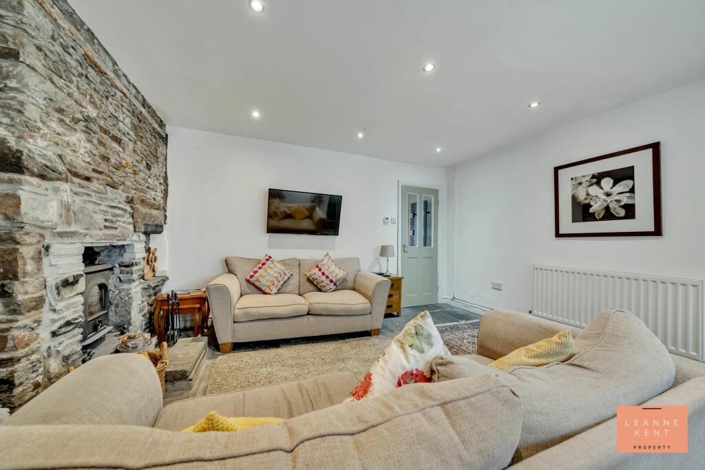 Additional property image - Watford Road, Caerphilly, CF83