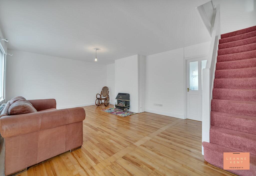 Additional property image - Porset Drive, Castle Park, CF83
