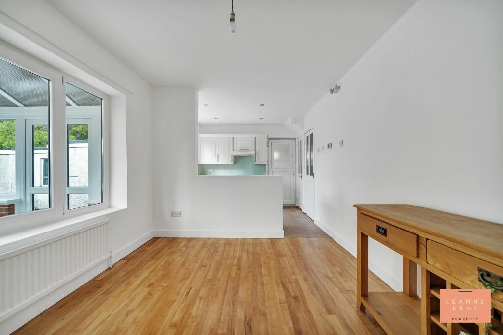 Additional property image - Porset Drive, Castle Park, CF83
