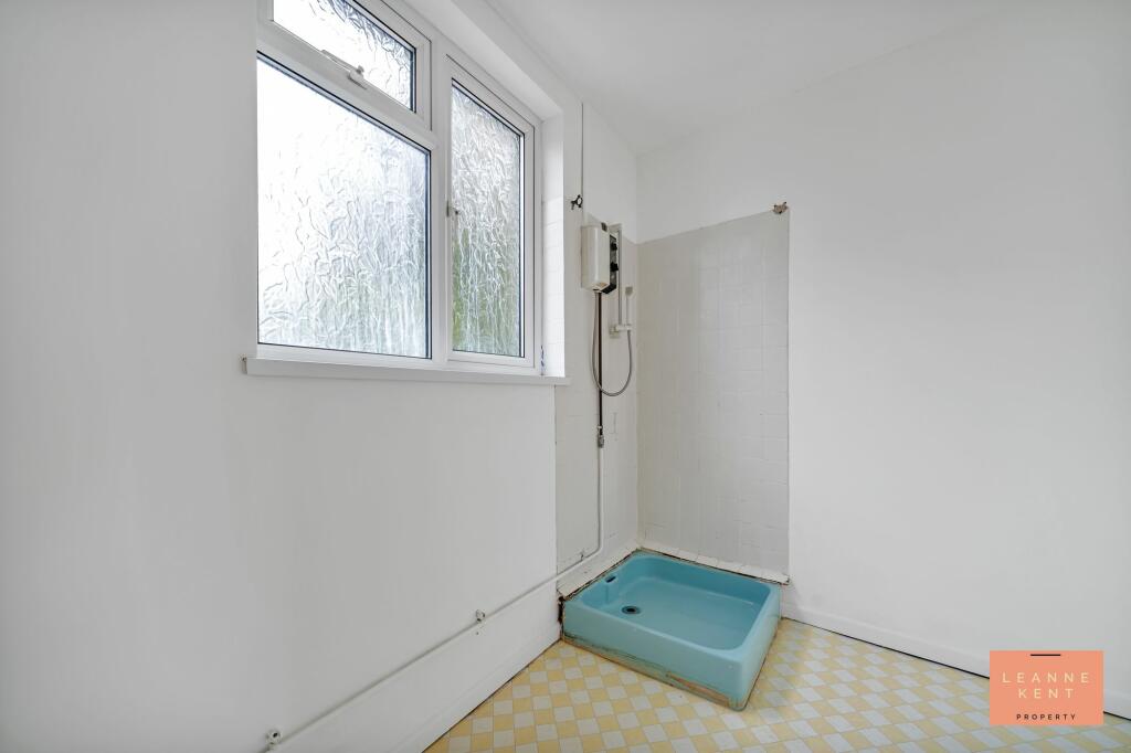 Additional property image - Porset Drive, Castle Park, CF83