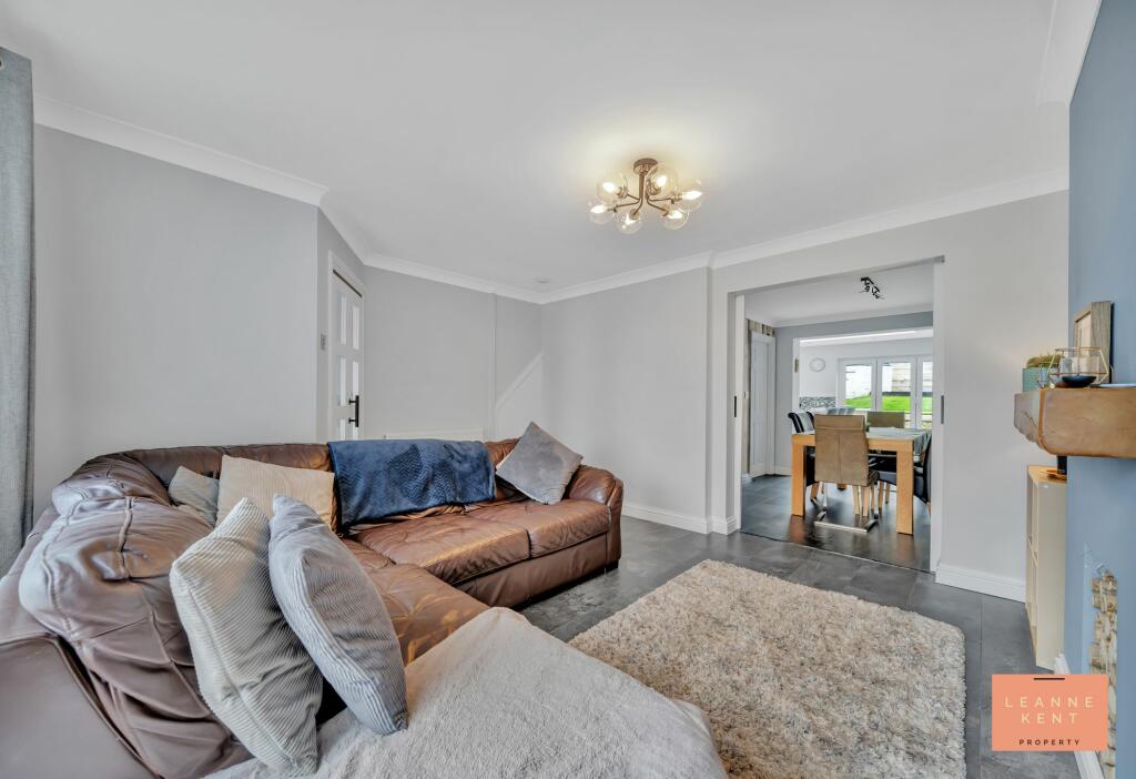 Additional property image - Harlech Court, Caerphilly, CF83