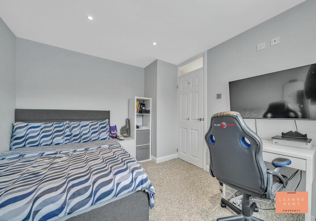 Additional property image - Harlech Court, Caerphilly, CF83